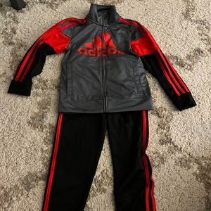 Adidas kids track suit. Size 5.